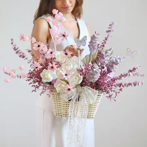 Decorating with Fake Flowers: Simple Ideas for a Beautiful Home